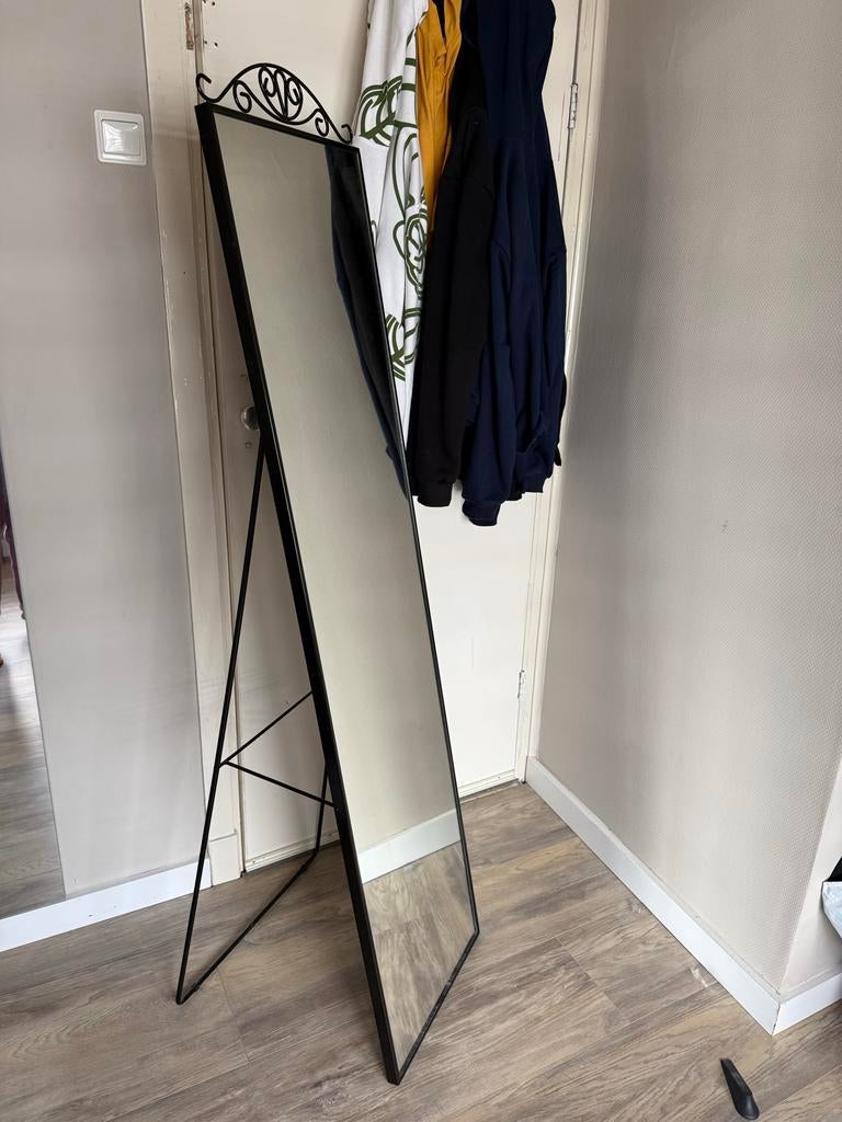 IKEA Karmsund staande spiegel 40x167cm, Huis en Inrichting, Woonaccessoires | Spiegels, Ophalen, Minder dan 50 cm, Zo goed als nieuw