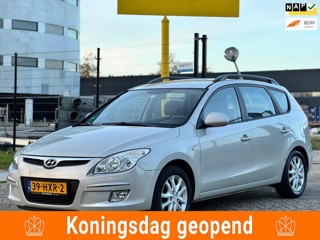 Hyundai I30 CW 1.6i Dynamic Business, Gebruikt, 1591 cc, 4 cilinders, Origineel Nederlands