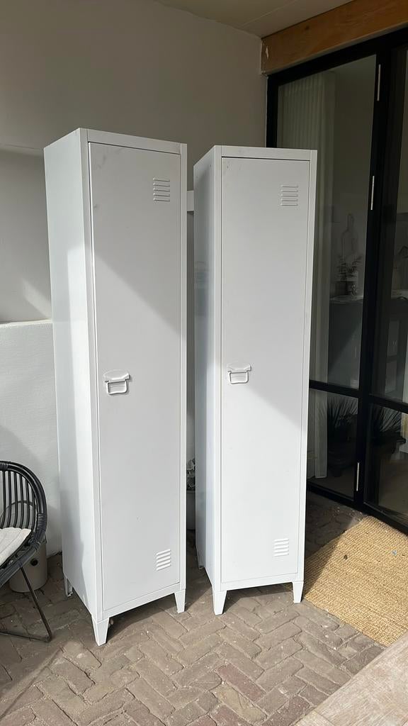 Locker kasten wit, Huis en Inrichting, Woonaccessoires | Kamerschermen, Ophalen, Zo goed als nieuw