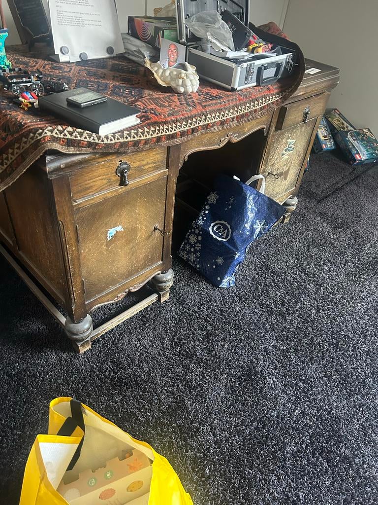 Authentiek Oud Houten Bureau - Klassiek en Robuust, Antiek en Kunst, Ophalen