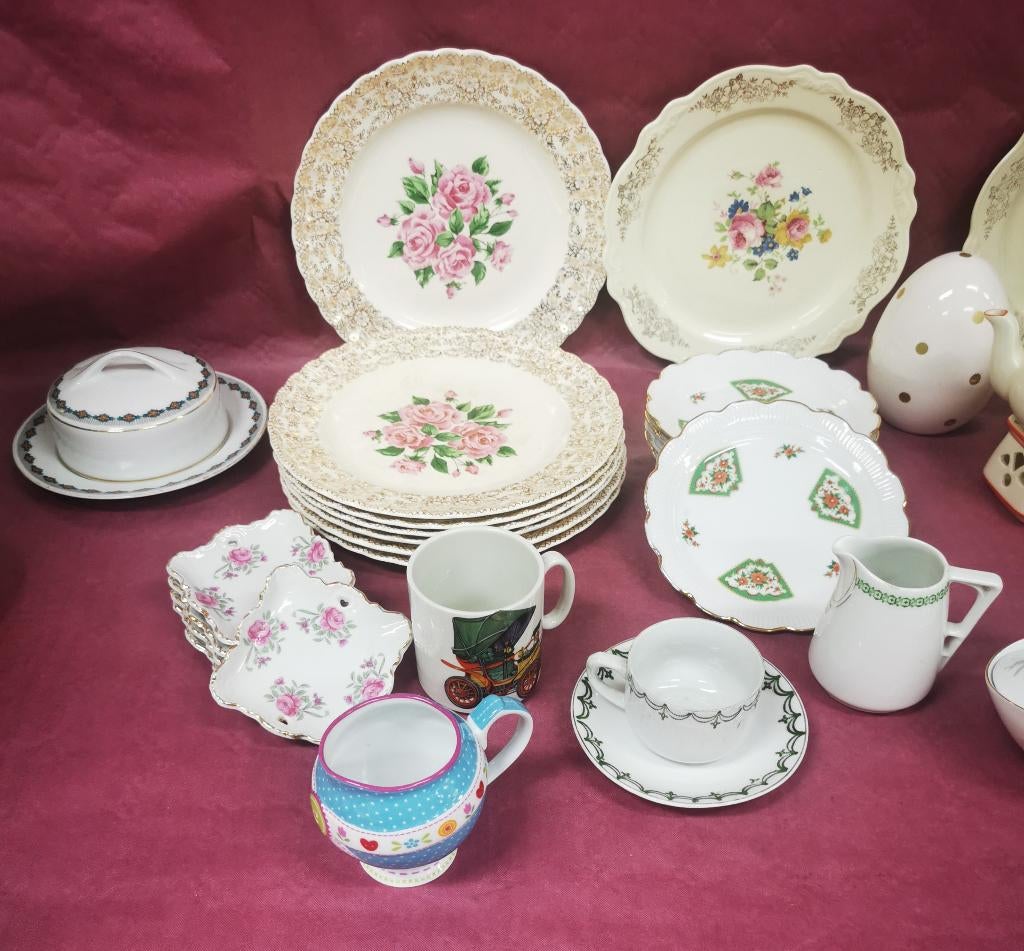 Diverse servies, Overige materialen, Overige typen, Ophalen of Verzenden, Zo goed als nieuw