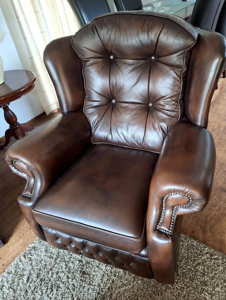 Chesterfield Suzanne chair bruin leer, Ophalen, Zo goed als nieuw, 75 tot 100 cm, Leer