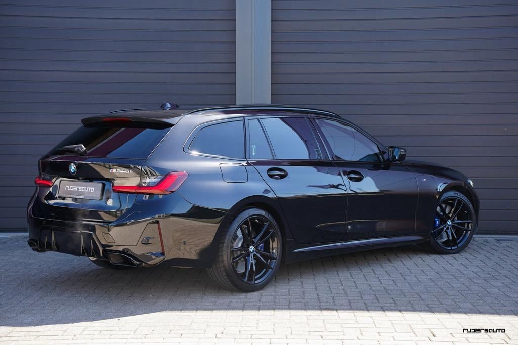 BMW 3-serie Touring M340i xDrive LCI | Pano | Camera | Harma, Automaat, Gebruikt, Zwart, 1770 kg