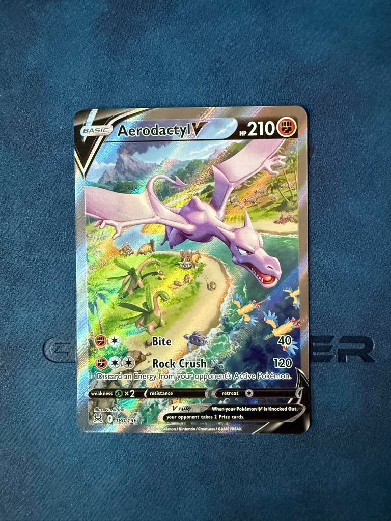 Aerodactyl V Pokémonkaart - Zeldzame Kaart, Ophalen of Verzenden, Zo goed als nieuw, Losse kaart, Foil