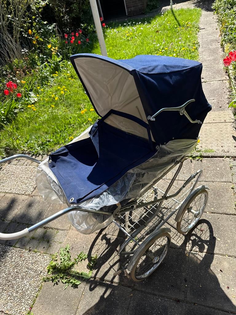 Vintage Kinderwagen - Klassiek Blauw met Chromen Frame, Gebruikt, Met reiswieg, Ophalen, Kinderwagen