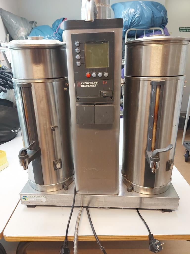Bravilor Bonomat B5 Professionele Koffiemachine, Ophalen