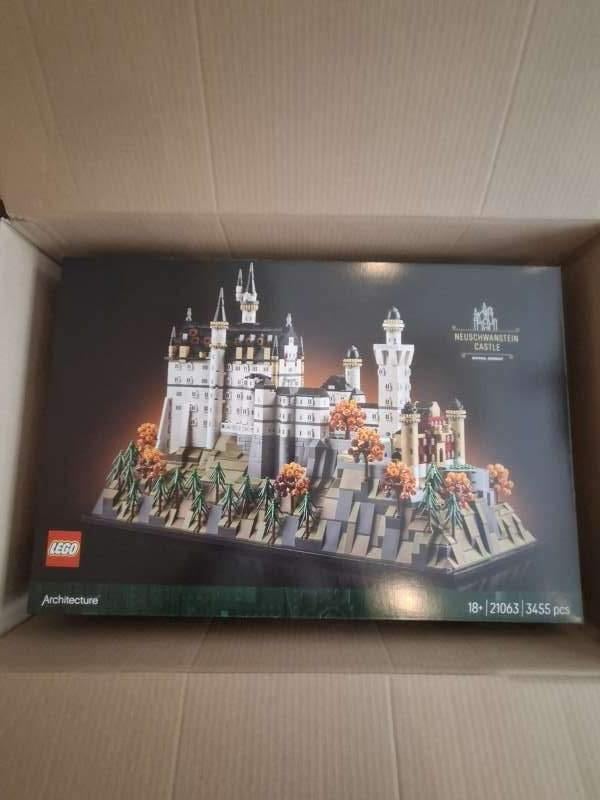 LEGO Slot Neuschwanstein - 21063 (nieuw en verzegeld), Lego, Nieuw, Architecture, Ophalen of Verzenden