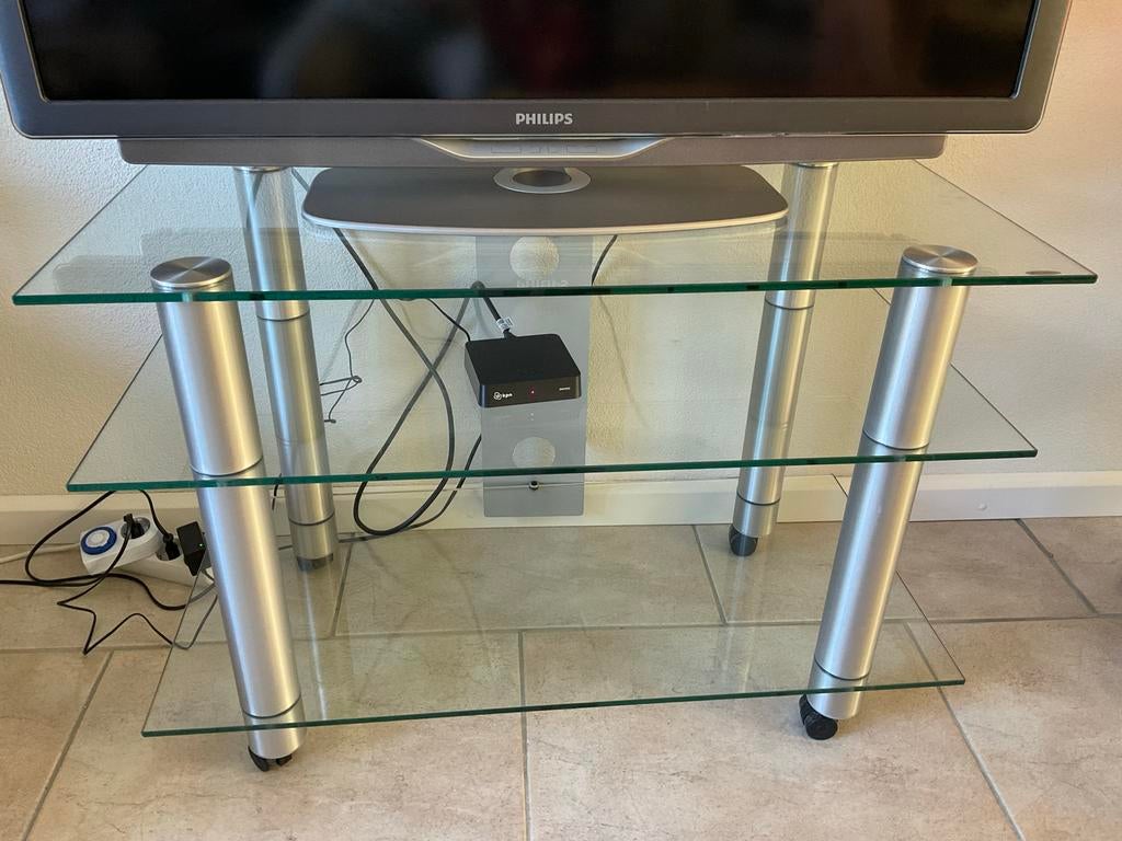 TV-meubel Just-Racks glas en metaal op wieltjes, Huis en Inrichting, Kasten | Televisiemeubels, Ophalen, Gebruikt, 50 tot 100 cm