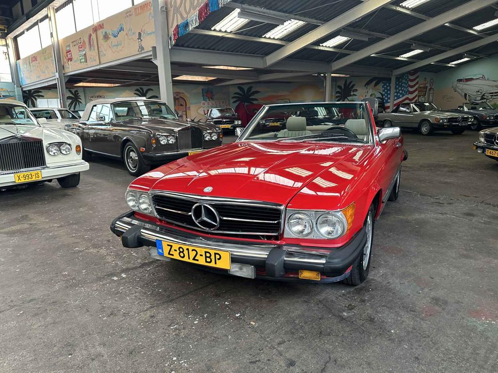 Diversen SL-klasse 380 tot 560 SL op voorraad (bj 1986), Auto's, Oldtimers, Automaat, Achterwielaandrijving, 4973 cc, Overige kleuren