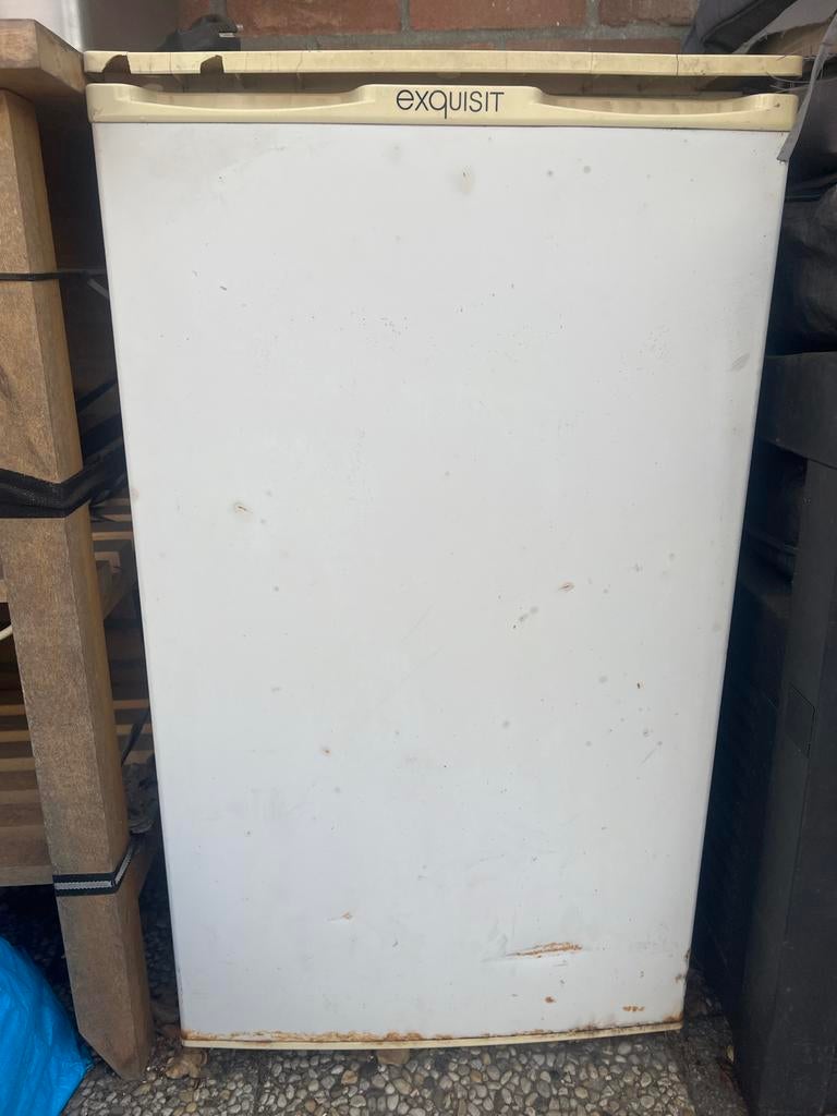 camping koelkast - 47cm b, past door de deur van de caravan, Caravans en Kamperen, Kampeeraccessoires, Ophalen, Gebruikt