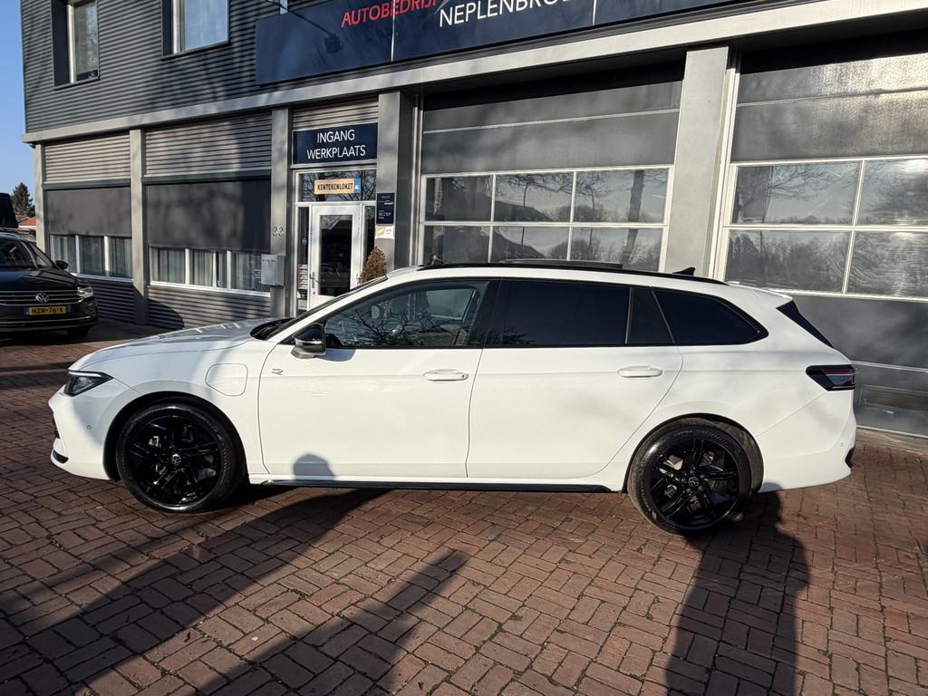 Volkswagen Passat Variant 1.5 eHybrid R-Line Edition | 272 P, Auto's, Euro 6, 4 cilinders, Wit, Origineel Nederlands