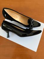 Tod's Zwarte Leren Pumps - Elegant en Comfortabel maat 37, Ophalen of Verzenden, Zo goed als nieuw, Zwart
