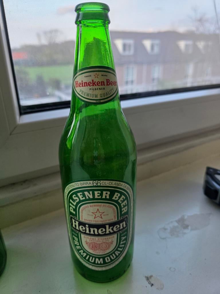 Italiaanse Heineken fles 27 cm  uit 1987/88 zonder barcode, Ophalen of Verzenden, Flesje(s), Heineken