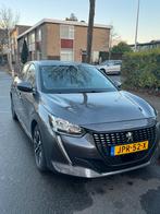 Peugeot 208 1.2 Puretech 75pk 2021 Grijs, Auto's, Voorwielaandrijving, 74 pk, 1199 cc, 23 km/l