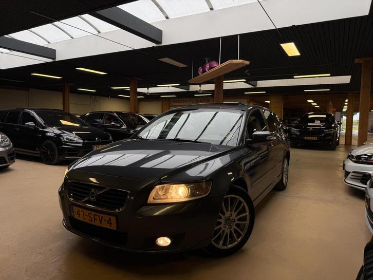 Volvo V50 2.4i Summum Dak Airco Cruise Control, Auto's, Volvo, Bedrijf, Te koop, V50, ABS, Airbags, Airconditioning, Bochtverlichting