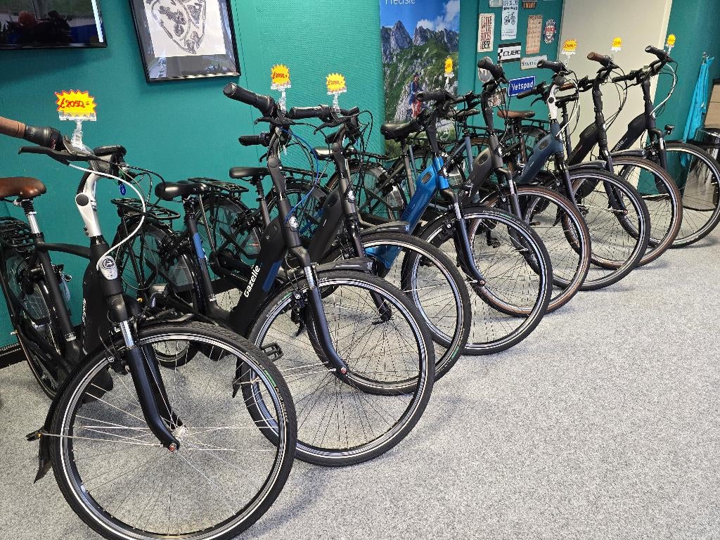 elektrische fiets , betaalbaar en met weinig km, Ophalen, Zo goed als nieuw, 50 km per accu of meer, Overige merken