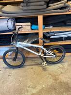 Witte BMX fiets, Fietsen en Brommers, Fietsen | Crossfietsen en BMX, Gebruikt, Staal, Ophalen of Verzenden, V-brakes