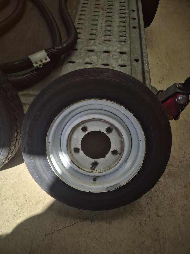 Banden voor peugeot j7, Ophalen, Peugeot