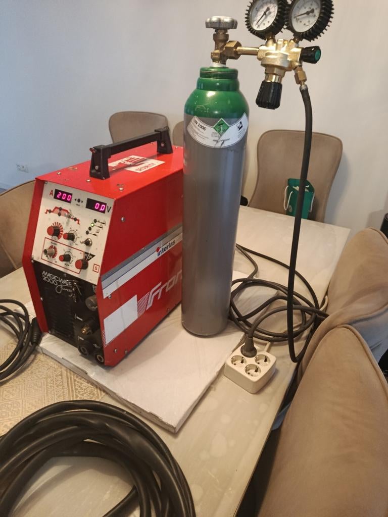 Fronius fuzzy MagicWave 2000 aluminium Inox staal Mma electr, Doe-het-zelf en Verbouw, Ophalen of Verzenden, 150 tot 250 ampère