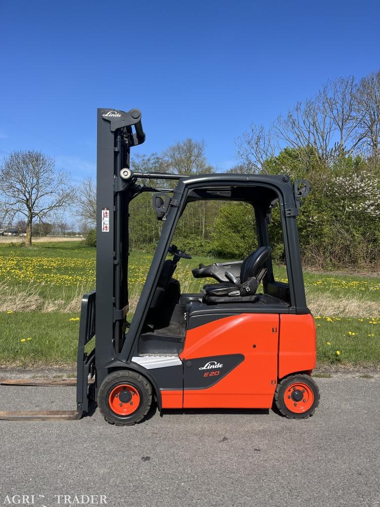 Linde E20PH  elektrische heftruck triplo sidehift, Zakelijke goederen, Machines en Bouw | Heftrucks en Intern transport, Linde