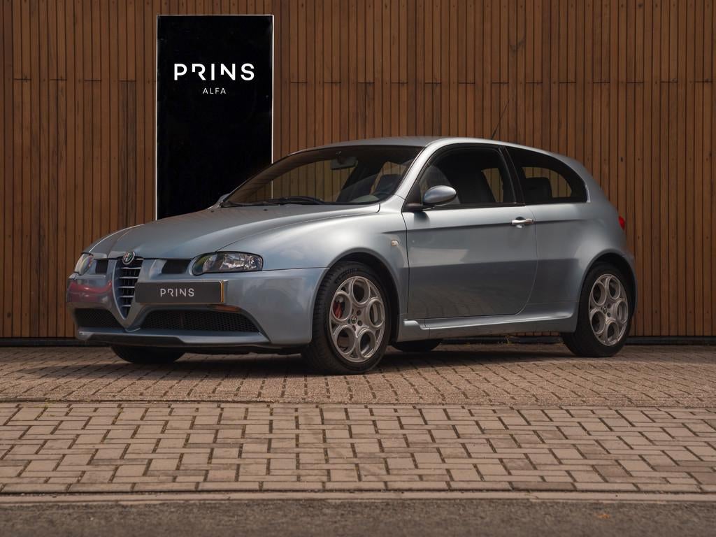 Alfa Romeo 147 3.2 V6 GTA | Nederlands geleverd | Topstaat!, Voorwielaandrijving, Gebruikt, Blauw, Bedrijf