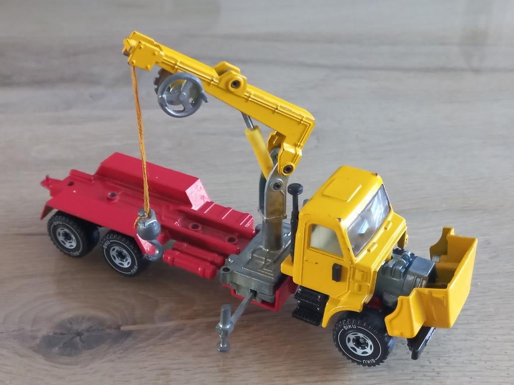 Vintage Siku Volvo F12 Turbo 6 modelauto met laadkraan 2814, Ophalen of Verzenden, Gebruikt, Bus of Vrachtwagen, SIKU