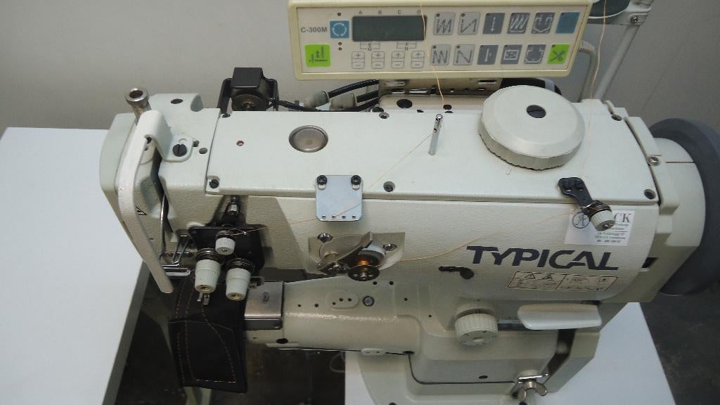 Industrie Machine Typical 3 Voudig Transport Vrije arm, Overige merken, Gebruikt, Ophalen of Verzenden, Naaimachine