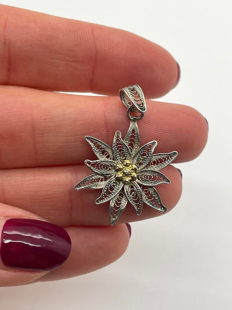 C691 Prachtige zilveren edelweiss hanger, Sieraden, Tassen en Uiterlijk, Antieke sieraden, Ophalen of Verzenden, Zilver, Hanger