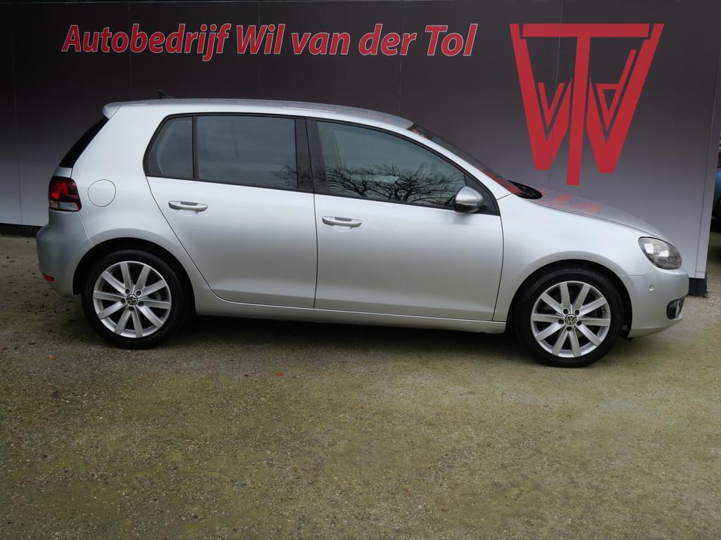 Volkswagen Golf 1.4 TSI HIGHLINE | AUTOMAAT | NAVIGATIE | CL, Auto's, Volkswagen, Euro 5, Gebruikt, 4 cilinders, Alcantara