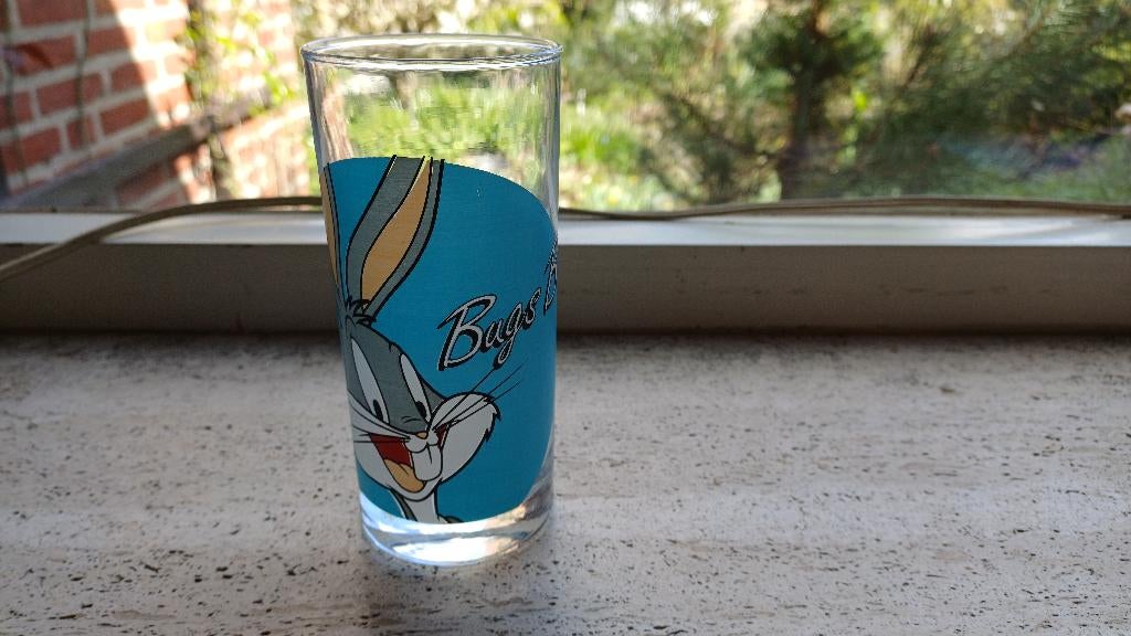 Bugs Bunny glas 1993 Warner Bros., Verzamelen, Stripfiguren, Ophalen, Looney Tunes, Zo goed als nieuw, Gebruiksvoorwerp