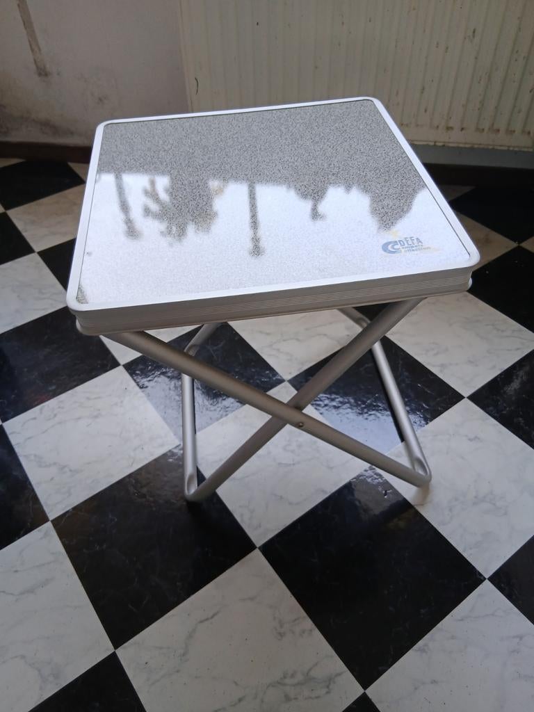 Defa krukje/tafeltje (Nieuw showmodel), Ophalen of Verzenden, Campingstoel