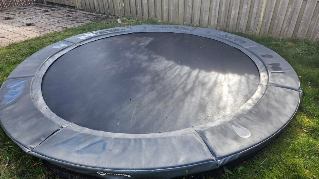 Trampoline, 12Spring 365., Ophalen, Gebruikt