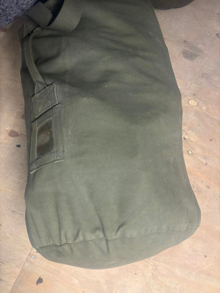 Gezocht gevulde plunjebalen, Verzamelen, Militaria | Algemeen, Ophalen, Landmacht, Nederland, Kleding of Schoenen