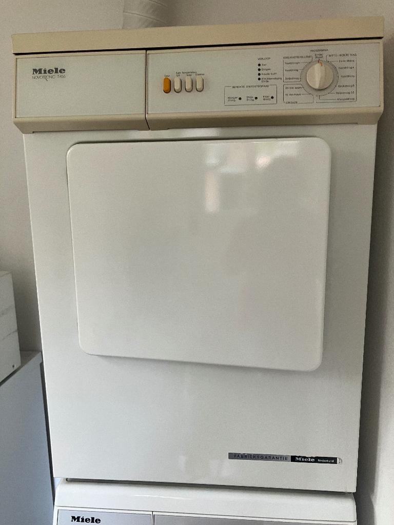 Droogtrommel, Witgoed en Apparatuur, Wasdrogers, Ophalen, 6 tot 8 kg, Gebruikt, Luchtafvoer