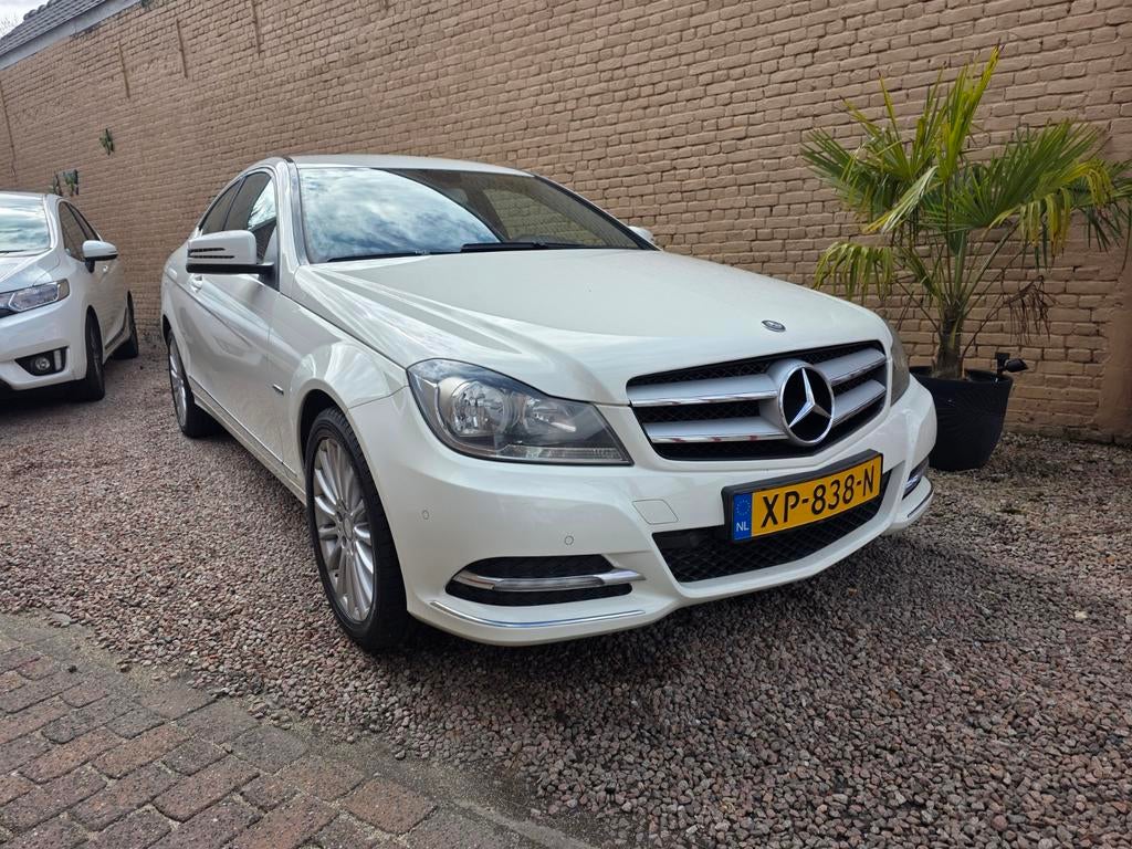 Mercedes-Benz C-Klasse C180 Kompr Sportcoupe 12/ 2011, Auto's, Mercedes-Benz, Euro 5, Achterwielaandrijving, 1800 kg, Zwart