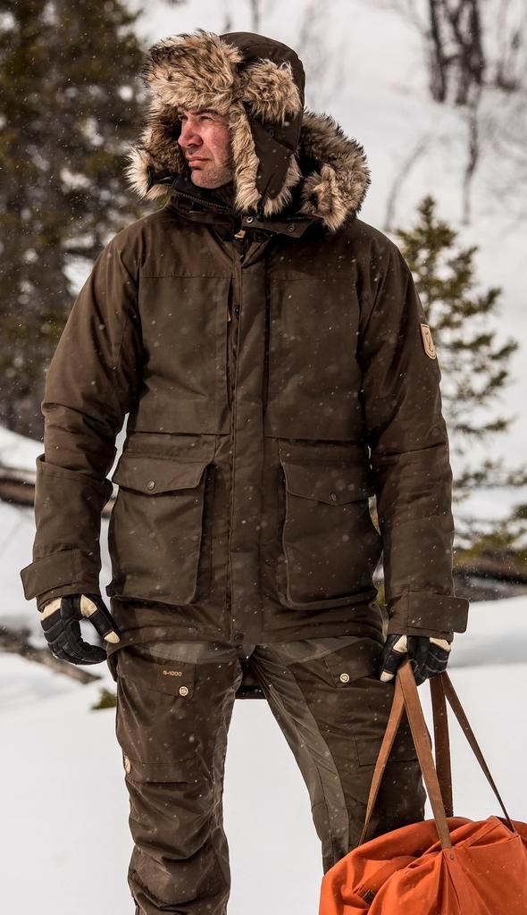 Fjallraven Barents Parka maat XL, Kleding | Dames, Jassen | Winter, Zo goed als nieuw, Maat 46/48 (XL) of groter, Groen, Ophalen of Verzenden