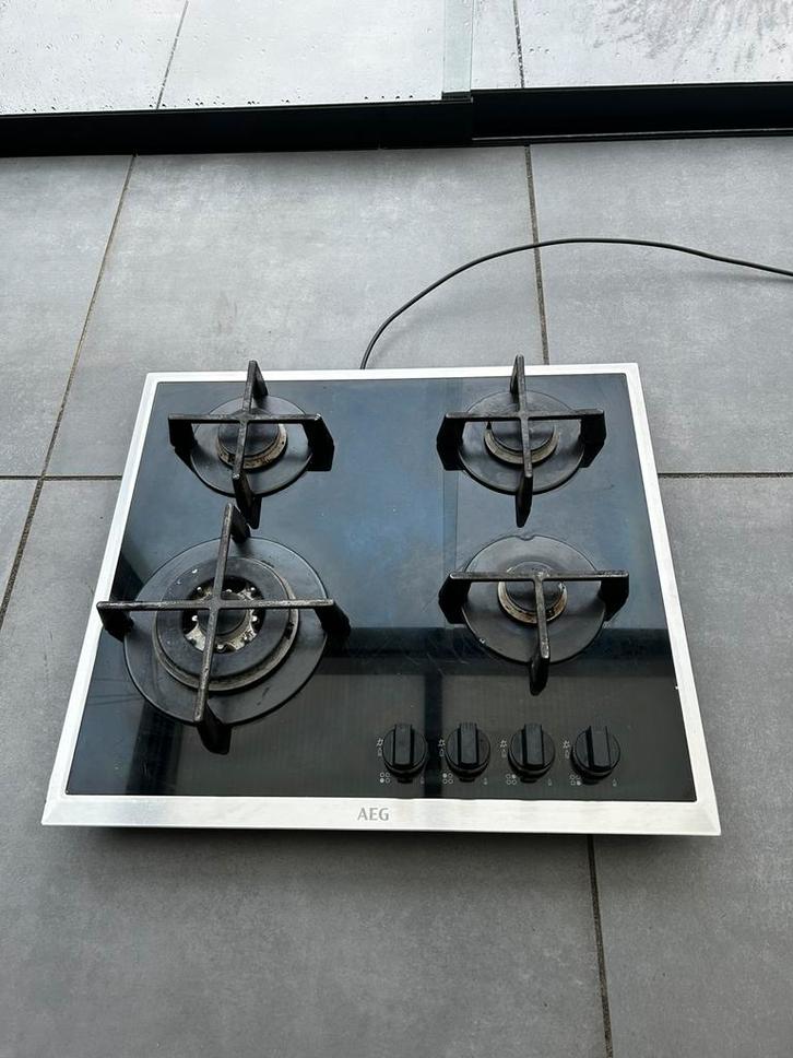 AEG gaskookplaat 4-pits  werkt perfect  klein defect, Witgoed en Apparatuur, Kookplaten, Zo goed als nieuw, Inbouw, Gas, 5 kookzones of meer