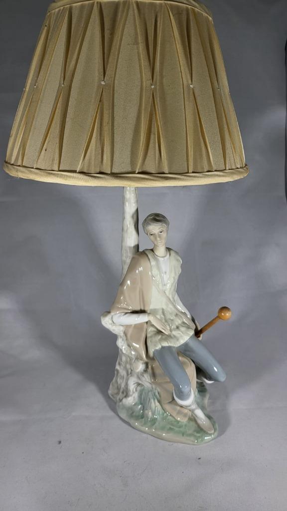 Zeldzaam Lladró beeldlampje - Vintage porseleincollectie, Verzamelen, Beelden en Beeldjes, Zo goed als nieuw, Mens, Ophalen of Verzenden