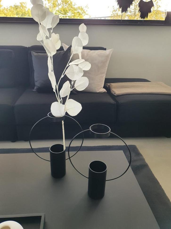 2 vaasjes / accessoires zwart, Huis en Inrichting, Woonaccessoires | Vazen, Nieuw, Zwart, Minder dan 50 cm, Overige materialen