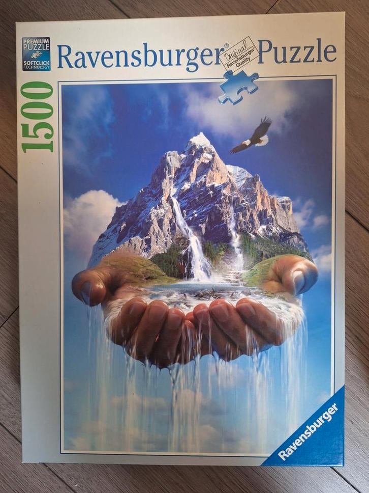 Ravensburger Puzzel 1500 Stukjes - De Aarde in Onze Handen, Hobby en Vrije tijd, Denksport en Puzzels, Zo goed als nieuw, Legpuzzel
