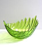 Vintage groen glazen fruitschaal / Jardiniere bladvorm, Ophalen of Verzenden, Zo goed als nieuw, Ovaal, Glas