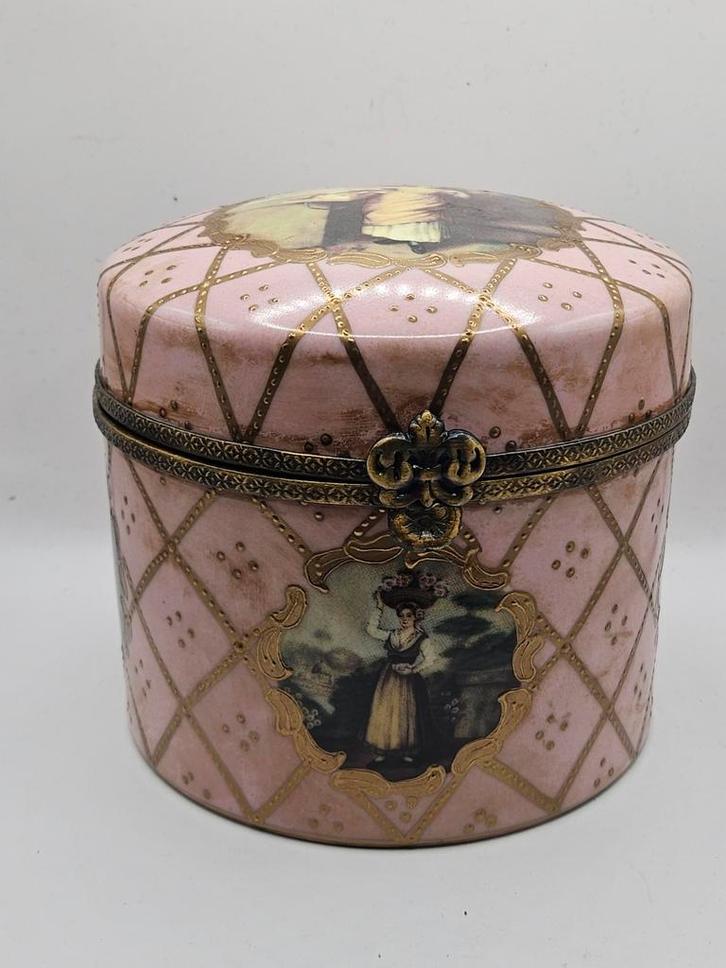 Zeldzame Meander Sieradendoos, Antiek en Kunst, Antiek | Keramiek en Aardewerk, Ophalen of Verzenden