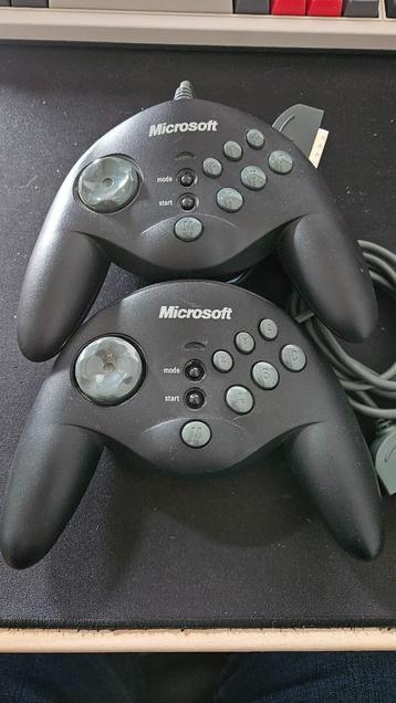 Microsoft Sidewinder Gamepads 2x Gameport beschikbaar voor biedingen