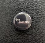 Amy Winehouse Button Speld Pin Zwart/Zilver, Ophalen of Verzenden, Nieuw, Gebruiksvoorwerp