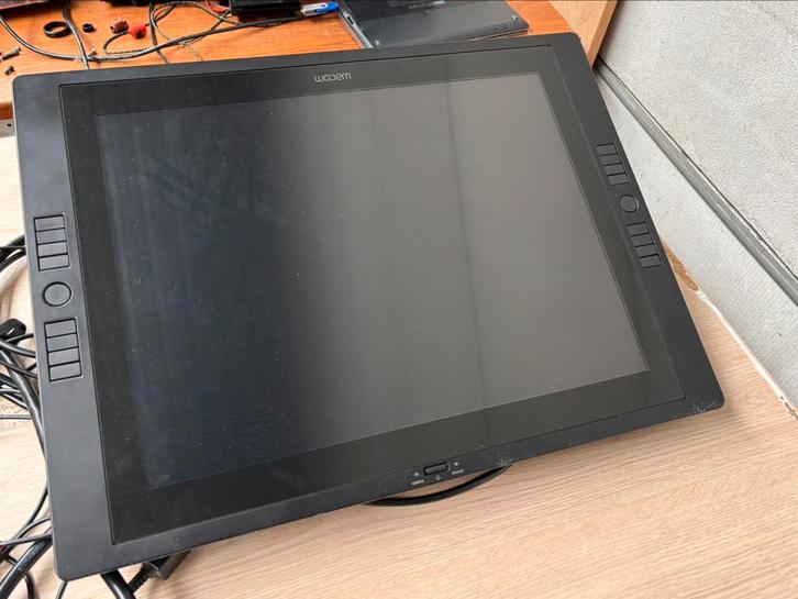 Wacom cintiq dtk-2100 tekentablet dt-21uk, Computers en Software, Monitoren, Zo goed als nieuw, LED, Ophalen of Verzenden