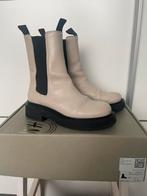 Laarzen h&m premium, Beige, Lage of Enkellaarzen, Ophalen of Verzenden, Gedragen