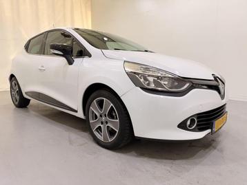 Renault Clio HB 0.9 TCe 90 Night&Day (bj 2015) beschikbaar voor biedingen