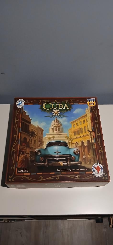 Cuba bordspel met custom inlay en sleeves, Hobby en Vrije tijd, Gezelschapsspellen | Bordspellen, Drie of vier spelers, Ophalen of Verzenden