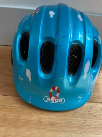 Abus fietshelm 45-50cm beschikbaar voor biedingen