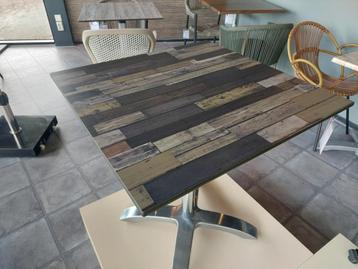 Terrastafelbladen 70x70 cm  **Compactplaat** beschikbaar voor biedingen